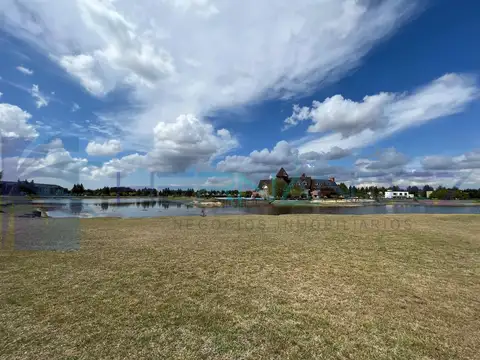 Terreno en Venta de 901,0 m2