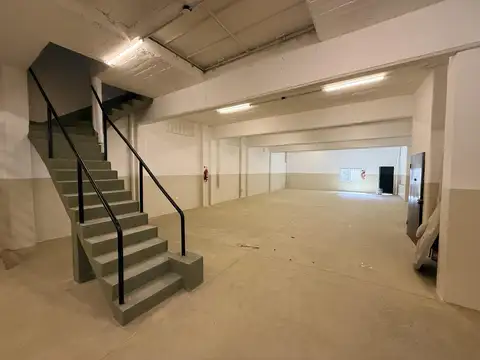 Galpon en Alquiler en Monte Castro, USD 9.500