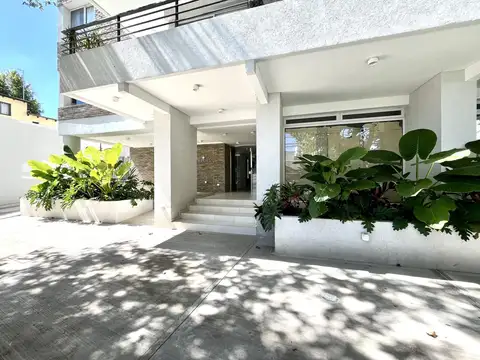 LOCAL COMERCIAL EN LA CALLE ESPAÑA TIGRE CENTRO