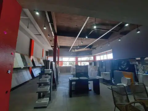 Local - Venta - Argentina, José C Paz - Av. Pte. Arturo Umberto Illia 6201