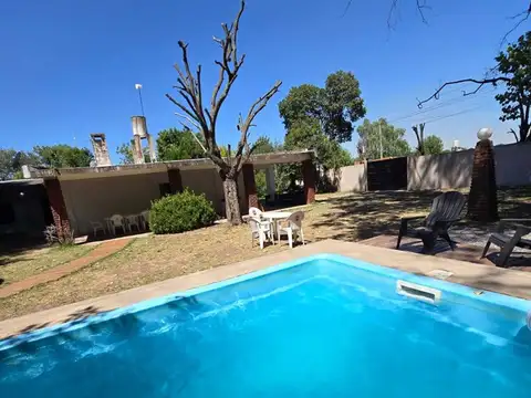 Casa en Alquiler en Mariano Acosta, $ 750.000