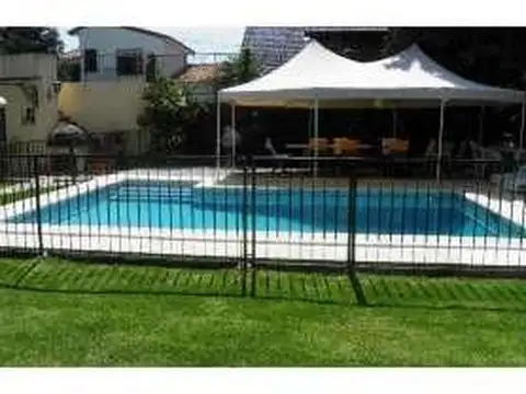 AMADOR F.F. DE al 2200