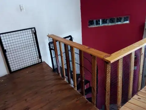 Depto Tipo Casa en Venta de 4 ambientes