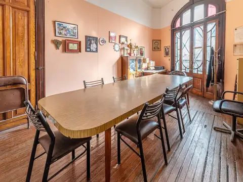 Depto Tipo Casa 4 ambientes con 2 baños