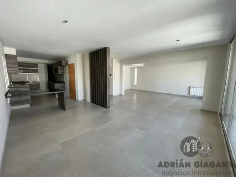 Excelente departamento de categoría a metros de Bv Oroño 3 Dormitorios