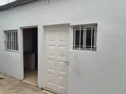 CASA CON LOCAL EN VENTA "REVALORIZADA"