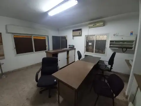 Galpon en Alquiler 45  mts Fondo