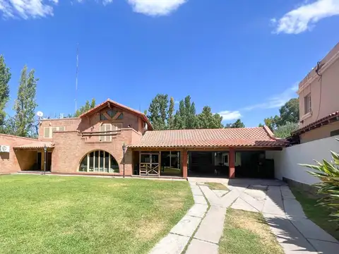 Besares  al 1600 Chacras de Coria