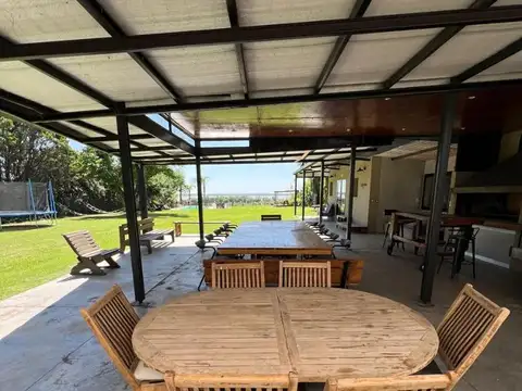 Casa en Alquiler al Este