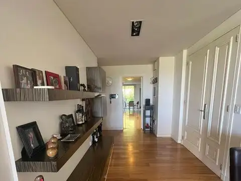 Departamento en Venta de 6 ambientes
