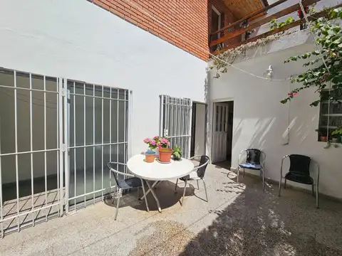 Depto Tipo Casa en Venta en Coghlan, USD 325.000