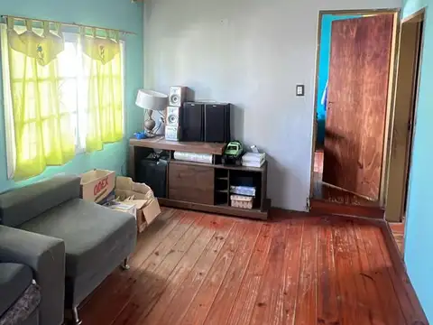 Depto Tipo Casa en Venta de 4 ambientes