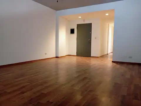 Oficina en Venta con 1 cochera