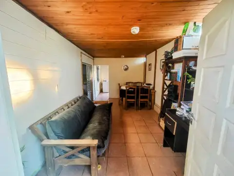 Casa 5 ambientes con 2 baños