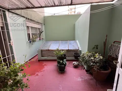 Departamento 4 ambientes con 2 baños