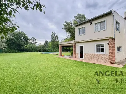 Aromo, Parque Jularo.