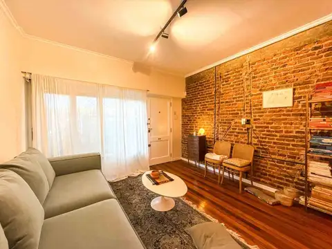 Depto Tipo Casa en Venta en La Lucila Vias / Libertador, USD 220.000