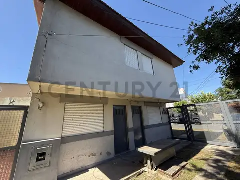 118 E/ 79 Y 80 , Piso 0