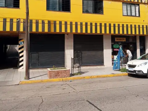 Cochera en Bernardino Rivadavia