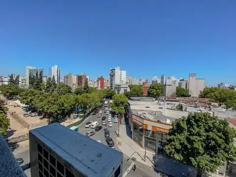 7 e/ 43 y Plaza Italia