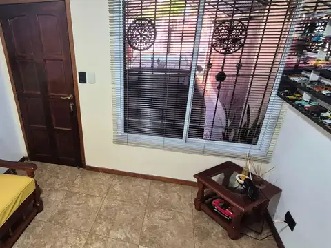 Depto Tipo Casa en Venta en General San Martin, USD 90.000