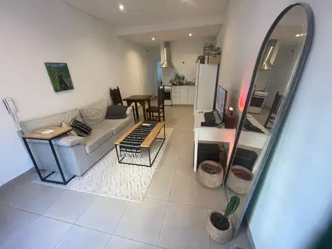 DEPARTAMENTO CON PATIO Y COCHERA EN JOSE C PAZ