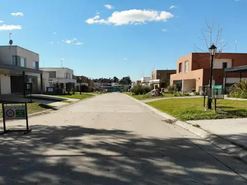 San Ramón, Pilar del Este