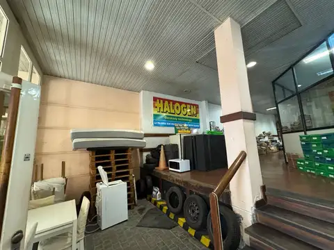 Oficina Monoambiente con 8 baños