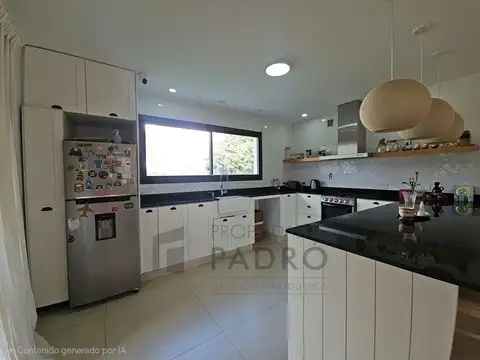 Casa 5 ambientes con 2 baños