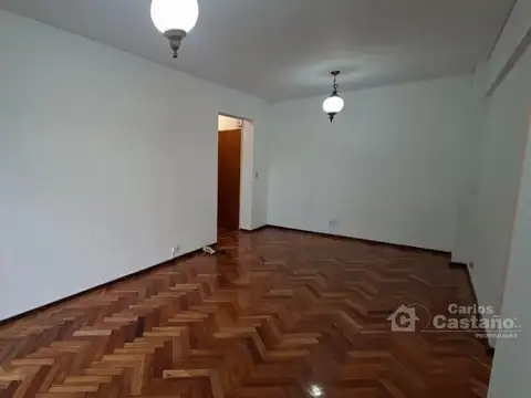 Departamento en Alquiler en Olivos, $ 800.000
