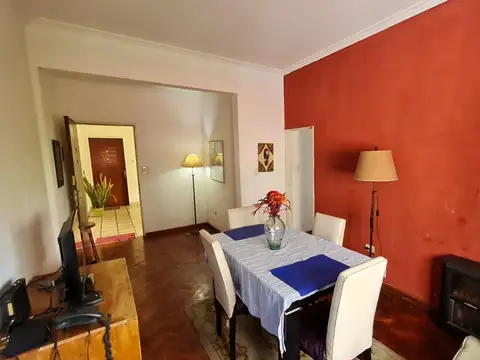 Antezana 400 , Piso 3