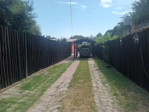 Quinta en Venta con 2 cocheras