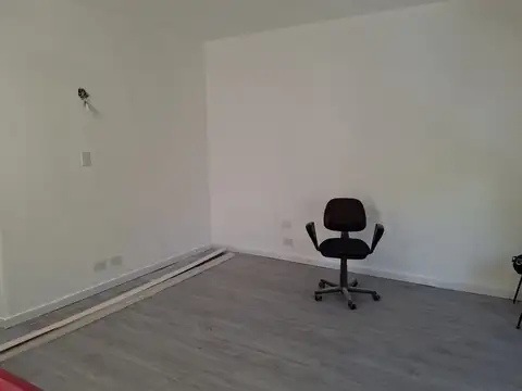 Excelente PH en 2 plantas con terraza totalmente reciclado a nuevo