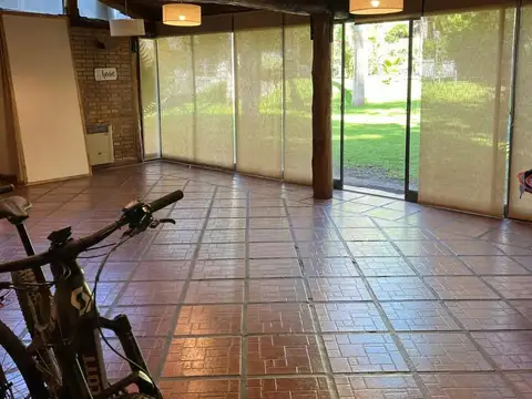 Casa en Venta en Chacras De Coria, USD 350.000