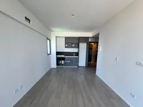 Departamento en Alquiler en Coghlan, USD 580