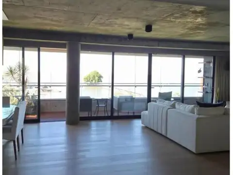 Casa en Alquiler en Olivos, USD 5.900