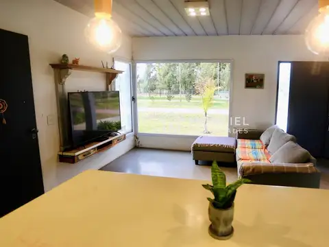 Casa en Venta con 4 cocheras