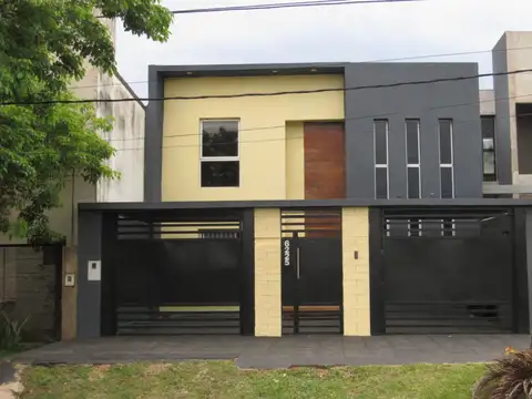 Casa con pileta Soñada.!