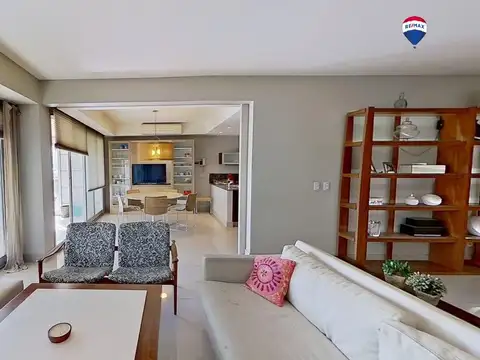 Departamento 5 ambientes con 3 baños