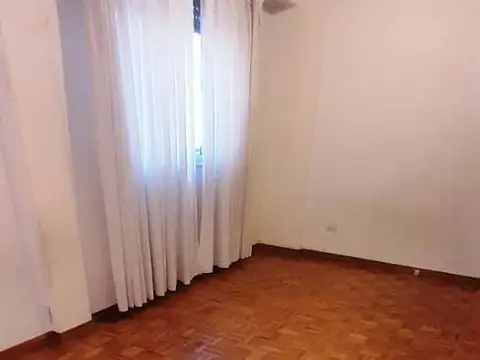 1 AMB MUY AMPLIO COCINA ,BAÑO CPTO Y LAVADERO! IMPECABLE 