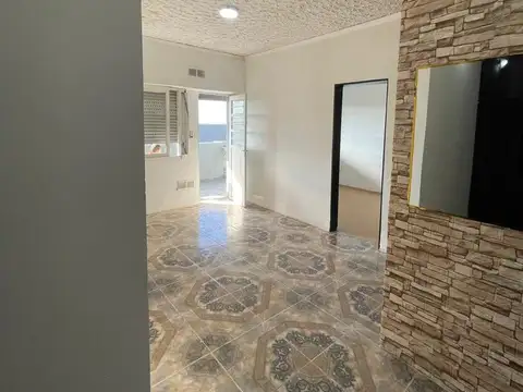 Depto Tipo Casa en Venta 35 años