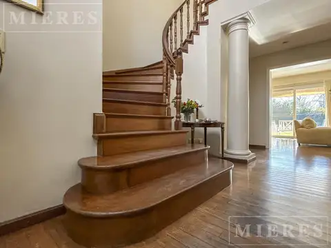 Casa en venta en Los Laureles