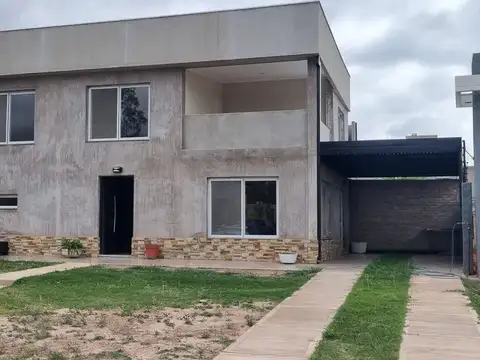 Casa en Venta en Lujan De Cuyo, USD 165.000