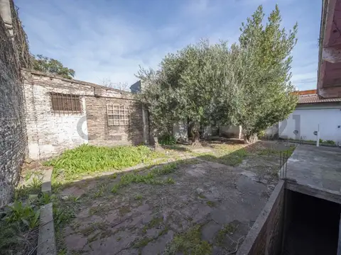 Galpon en Venta 35  mts Fondo