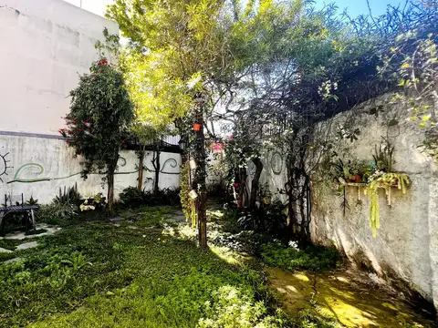 Ortiz de Rosas al 300 Moron