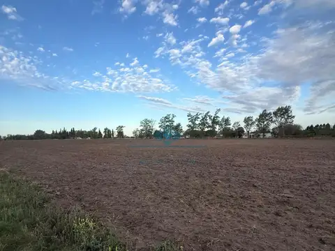 Quinta en Venta en Colonia Caroya, USD 160.000