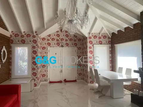 Casa en Venta en Campos De Alvarez, USD 490.000