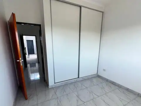 Departamento - Alquiler - Argentina, La Matanza - AV GENERAL ROJO 2641