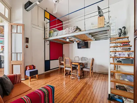Venta PH 2 ambientes reciclado en Caballito