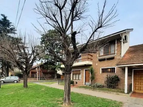 Casa en Venta en Quilmes, USD 198.000